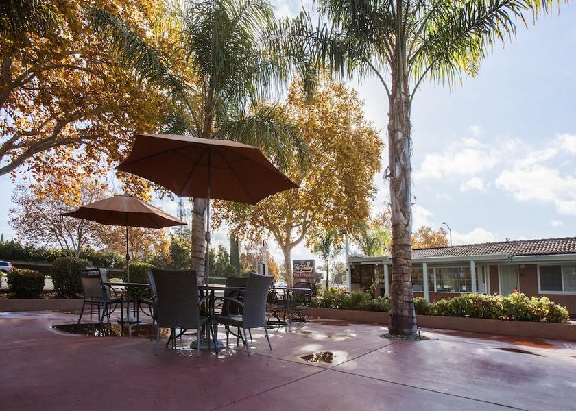 California Pleasanton Terrace