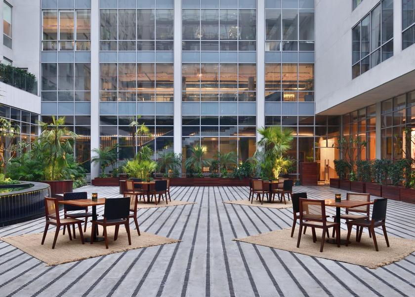 Delhi Delhi Central Courtyard - Alfresco