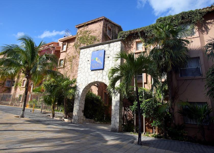 Quintana Roo Playa del Carmen Entrance