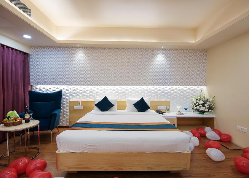 Karnataka Bangalore Junior Suite King