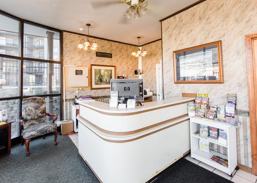 Tennessee Gatlinburg Reception