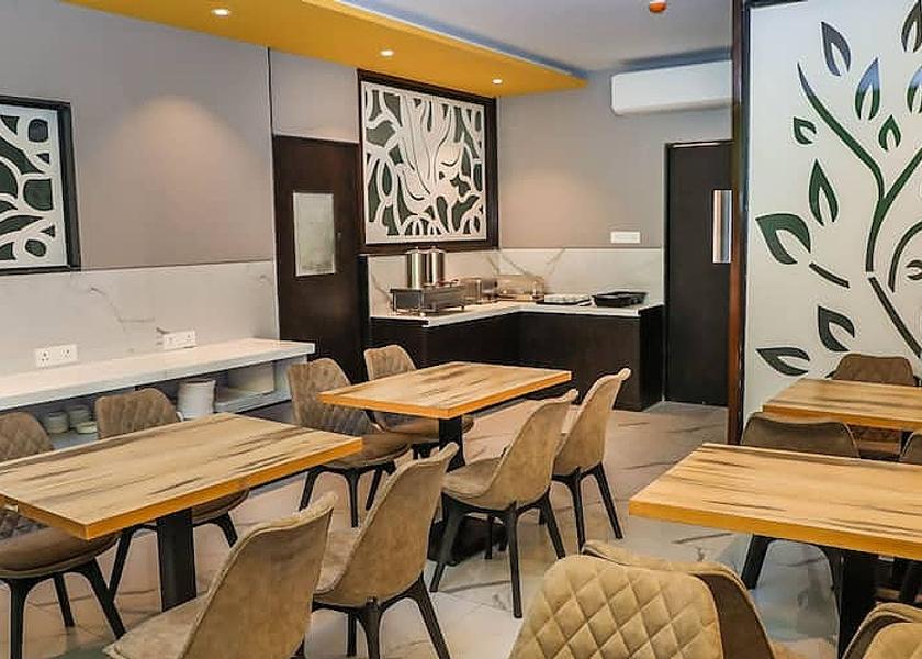Maharashtra Mumbai Food & Dining