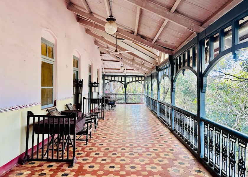 Maharashtra Matheran Public Areas