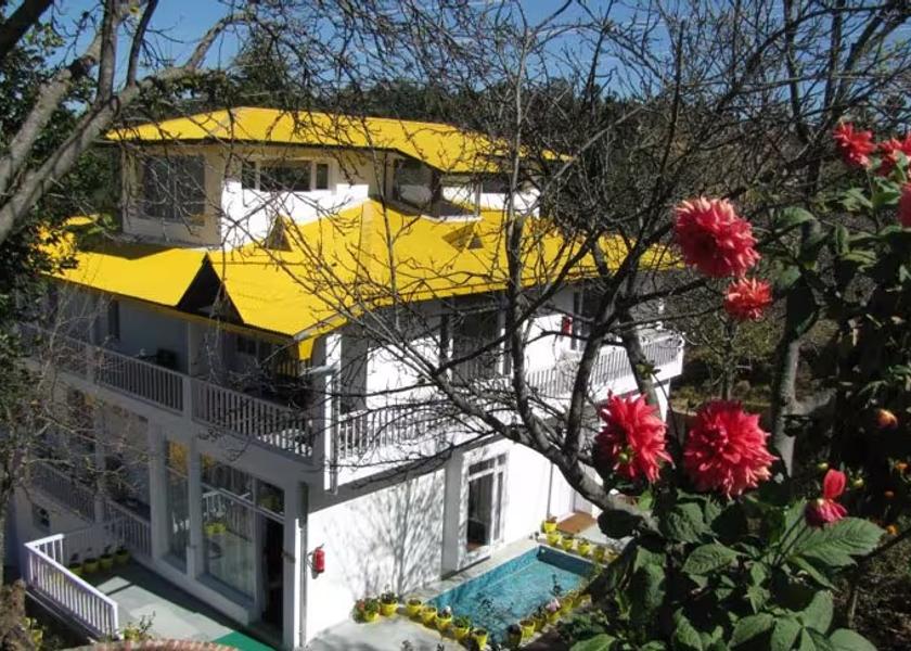 Uttarakhand Mukteshwar Exterior Detail
