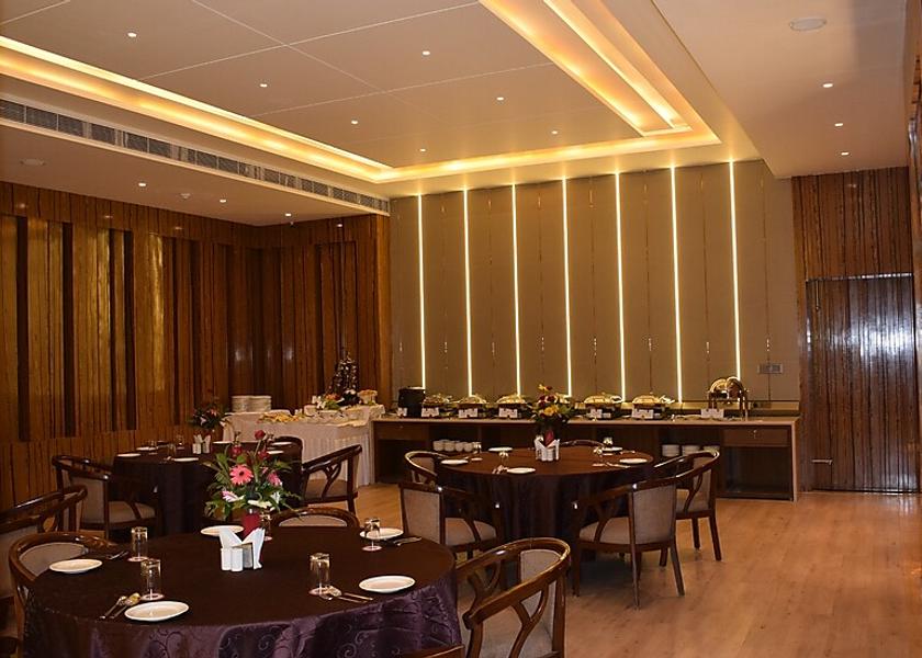 Uttar Pradesh Raebareli Food & Dining