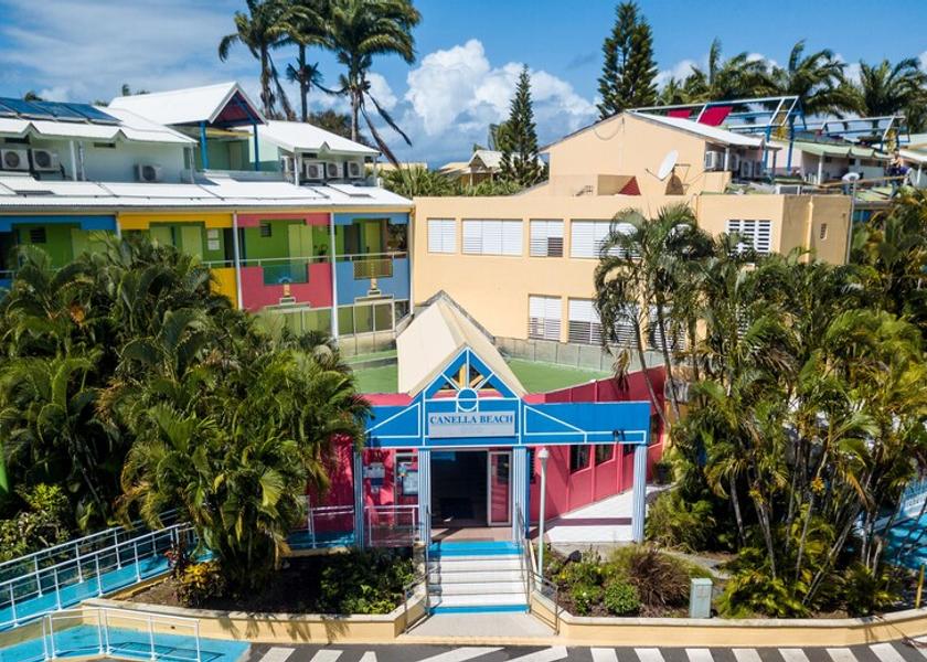 Grande-Terre Le Gosier Front of property
