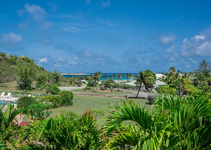  Orient Bay Exterior Detail