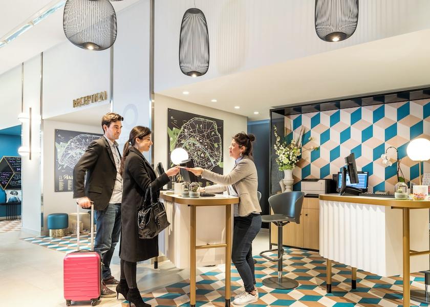 Ile-de-France Paris Reception