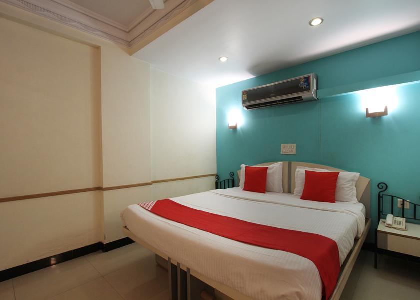 Karnataka Hubli Classic Room