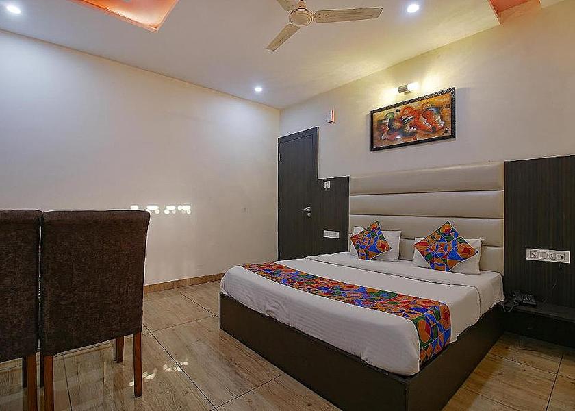 Madhya Pradesh Bhopal Executive Triple Room