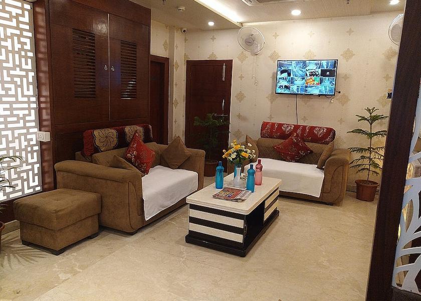 Uttar Pradesh Varanasi Lobby sitting area