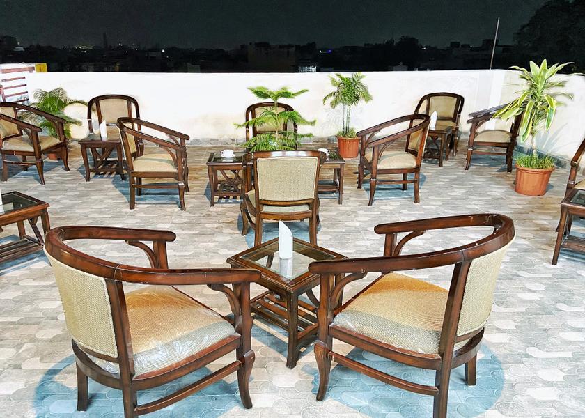Uttar Pradesh Varanasi Food & Dining
