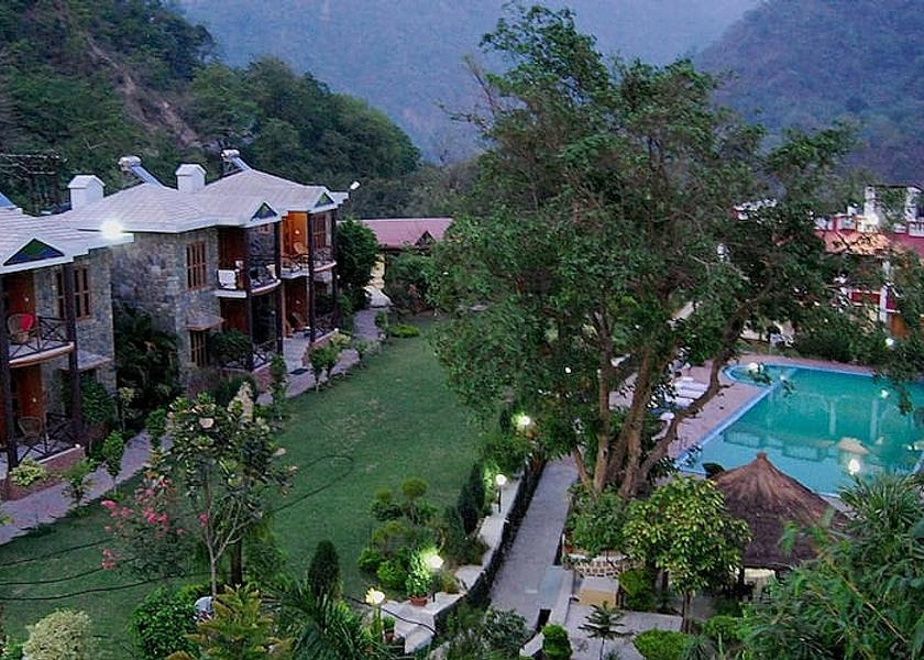 Uttarakhand Rishikesh evening view