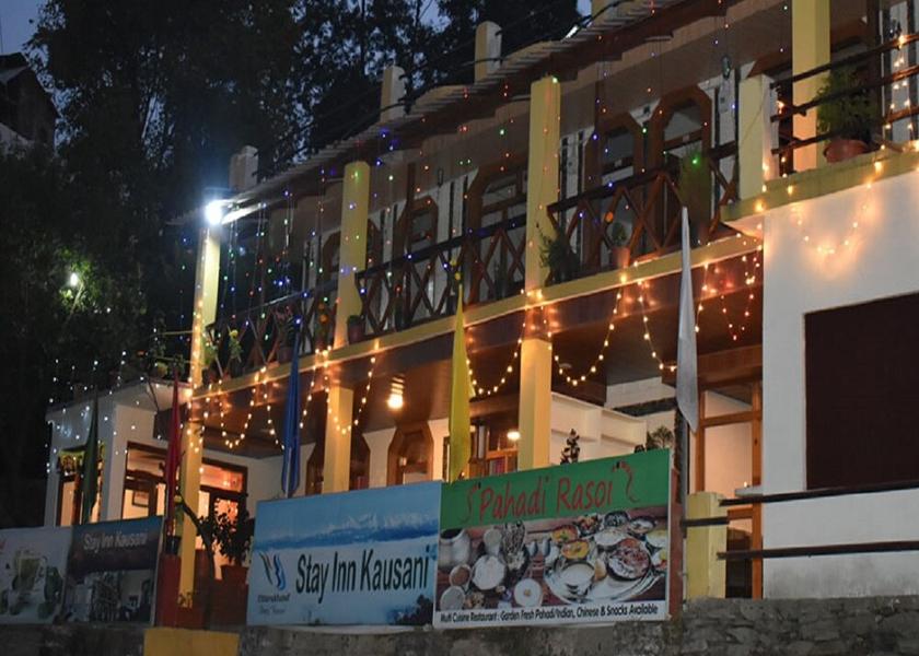 Uttarakhand Kausani Hotel Exterior