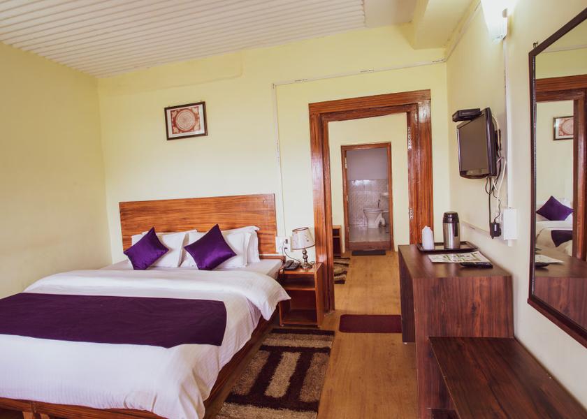 Uttarakhand Kausani Super Deluxe Room (Himalayan View)