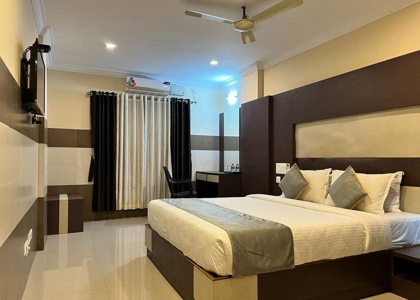 Kerala Palakkad Deluxe Room AC