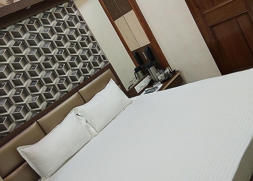 Uttar Pradesh Kanpur Room
