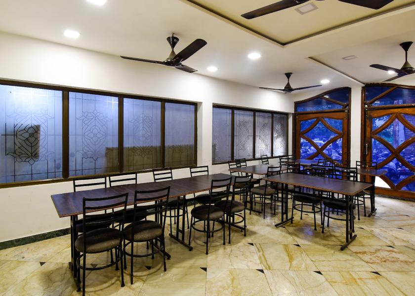 Uttar Pradesh Kanpur Food & Dining