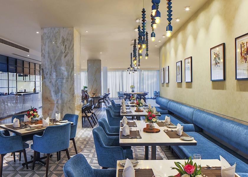 Maharashtra Mumbai Food & Dining