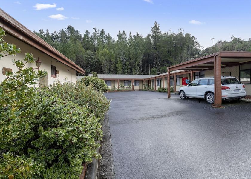 Tasmania Queenstown Exterior