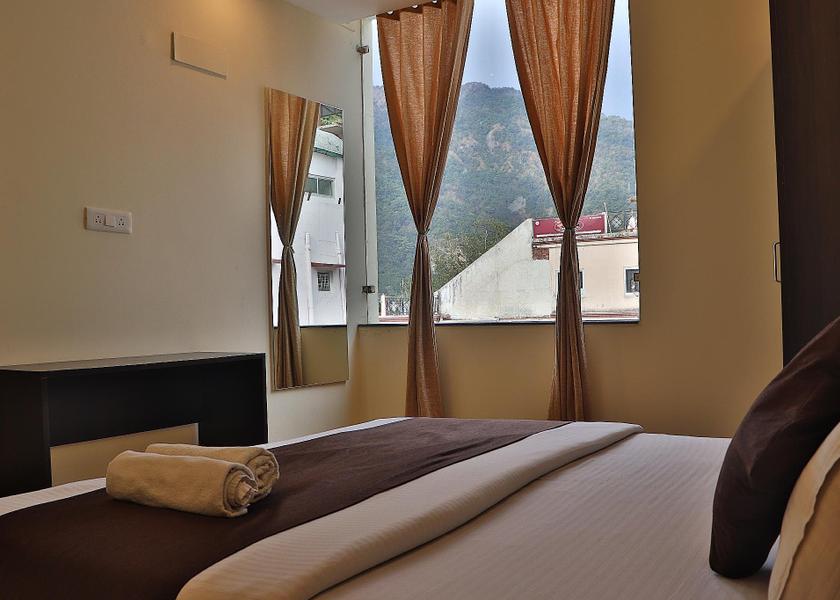 Uttarakhand Rishikesh Deluxe Private Room with view