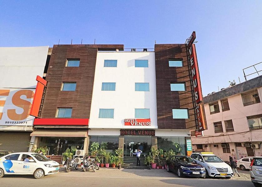 Delhi Delhi Hotel Exterior
