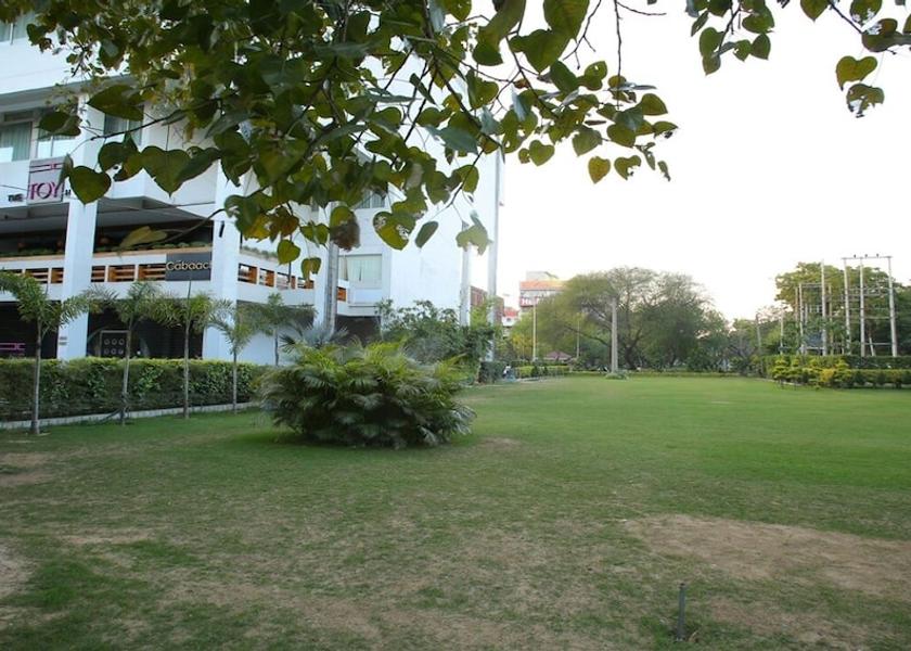 Punjab Chandigarh Hotel Exterior