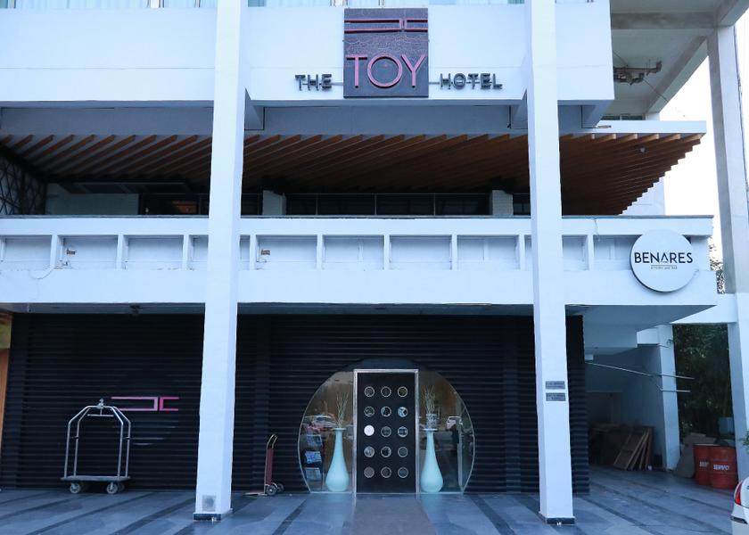 Punjab Chandigarh Hotel Exterior