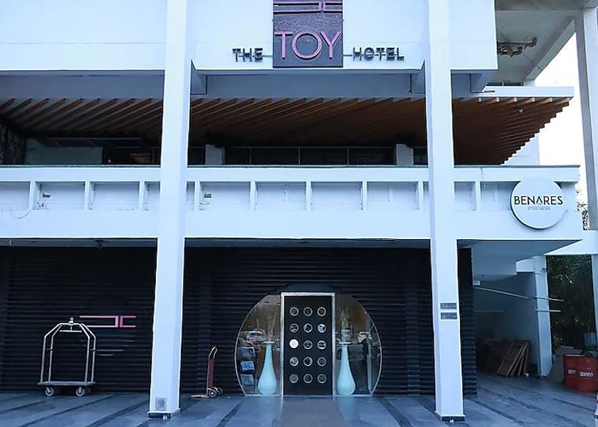 Punjab Chandigarh Hotel Exterior