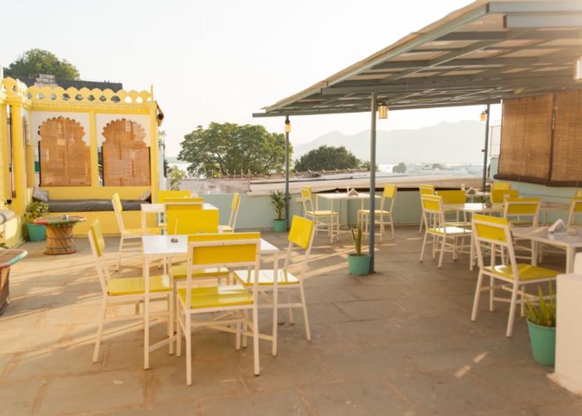 Rajasthan Udaipur Food & Dining