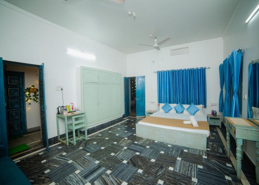 Uttar Pradesh Varanasi Room