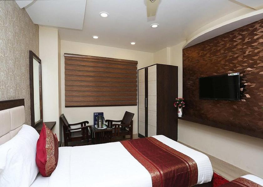 Uttar Pradesh Varanasi Deluxe Room