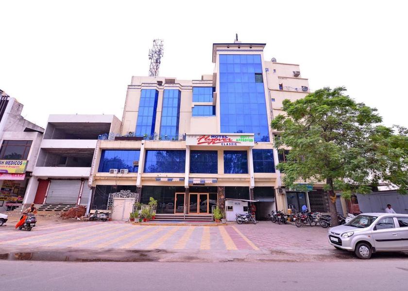 Punjab Patiala Hotel Exterior