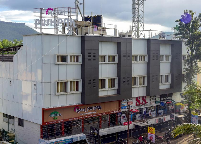 Maharashtra Satara Hotel Exterior