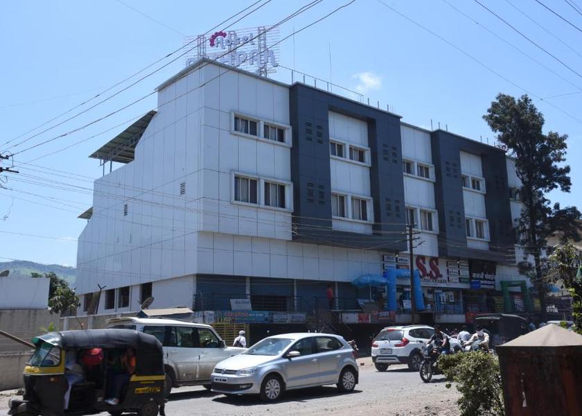Maharashtra Satara Hotel Exterior