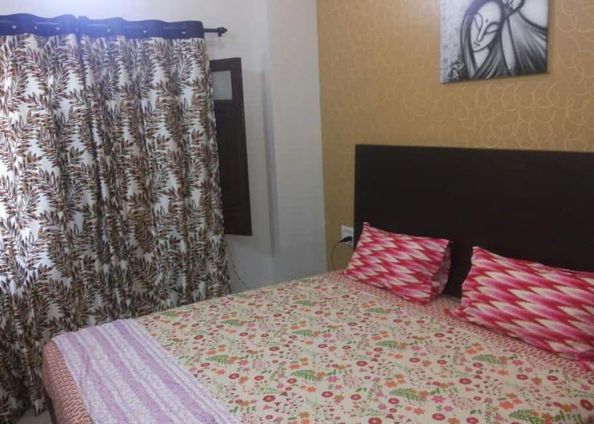 Rajasthan Bikaner Deluxe AC Room