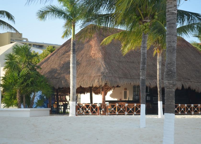 Quintana Roo Cancun Exterior Detail