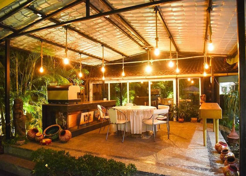 Maharashtra Nagpur Outdoor dining