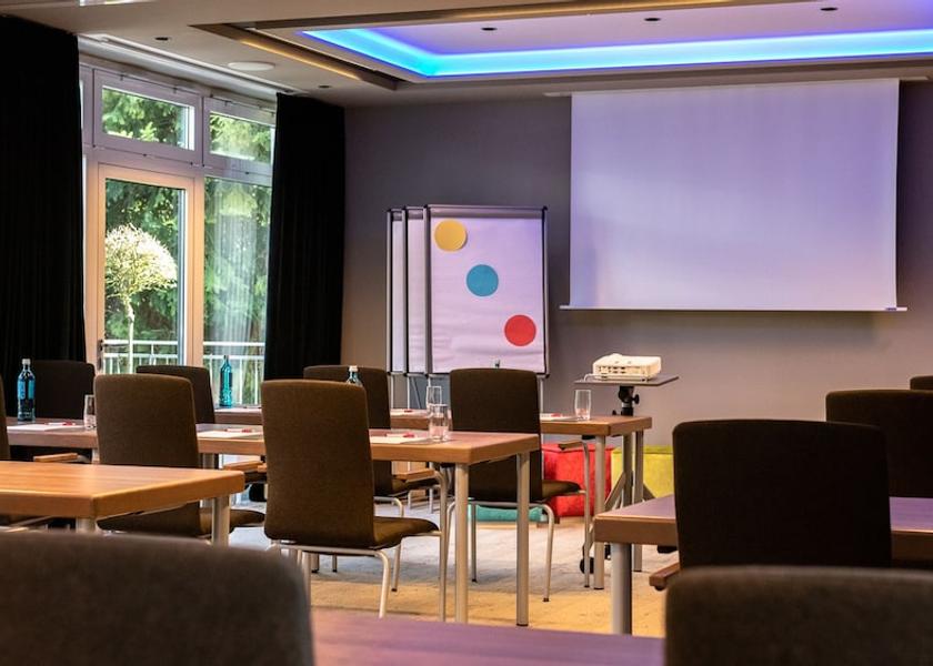 Hessen Neu-Isenburg Meeting Room