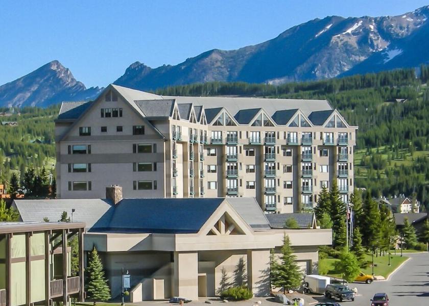Montana Big Sky Exterior Detail