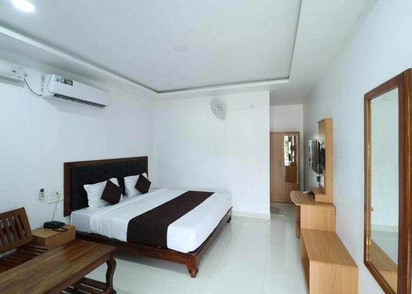 Karnataka Bylakuppe Deluxe Villa