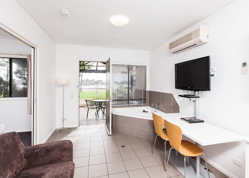South Australia Port Augusta Room