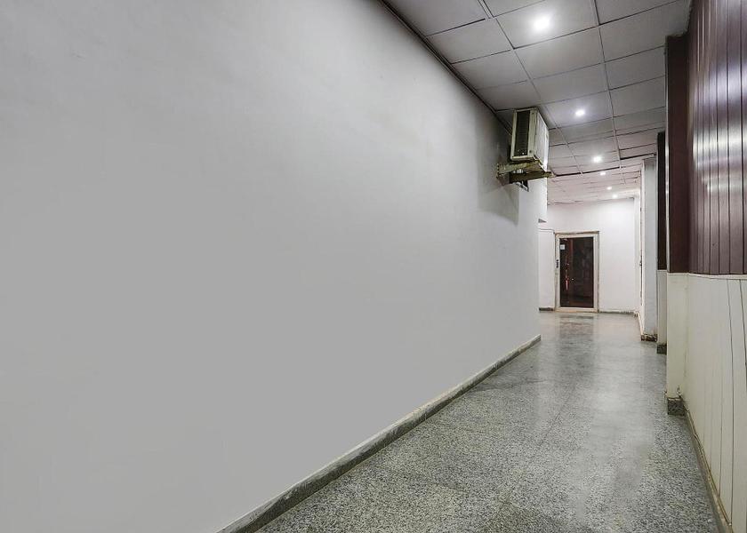 Uttar Pradesh Agra Lobby