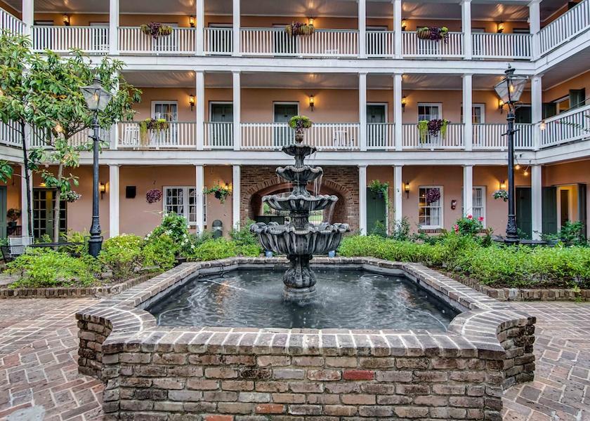 Alabama Mobile Courtyard