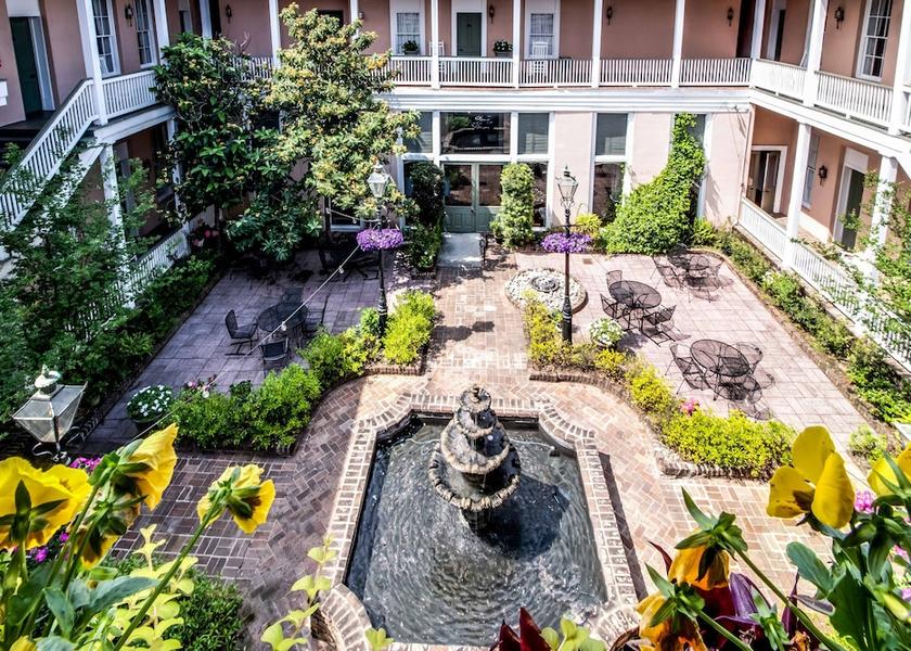 Alabama Mobile Courtyard