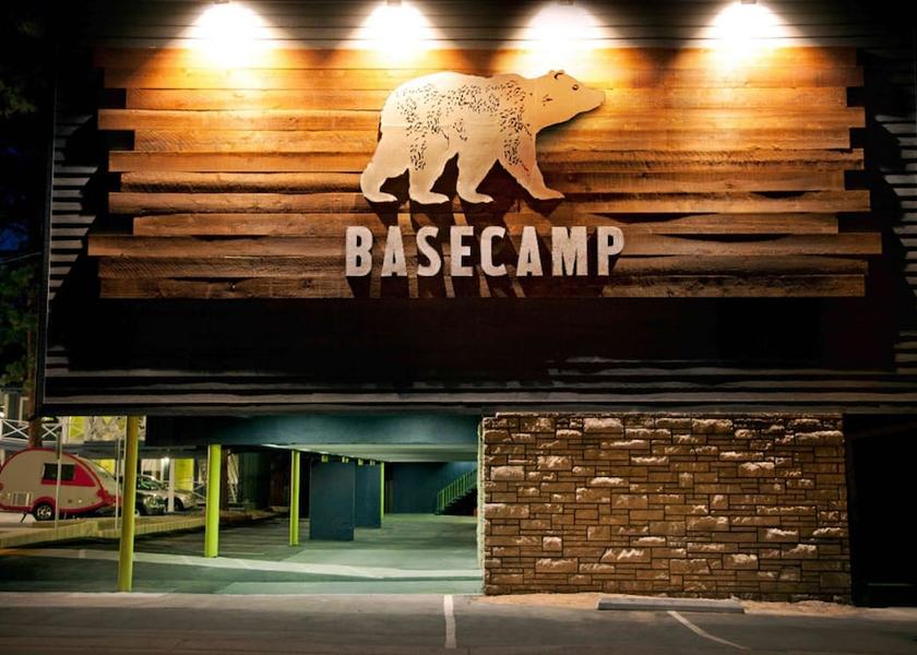 California South Lake Tahoe Facade