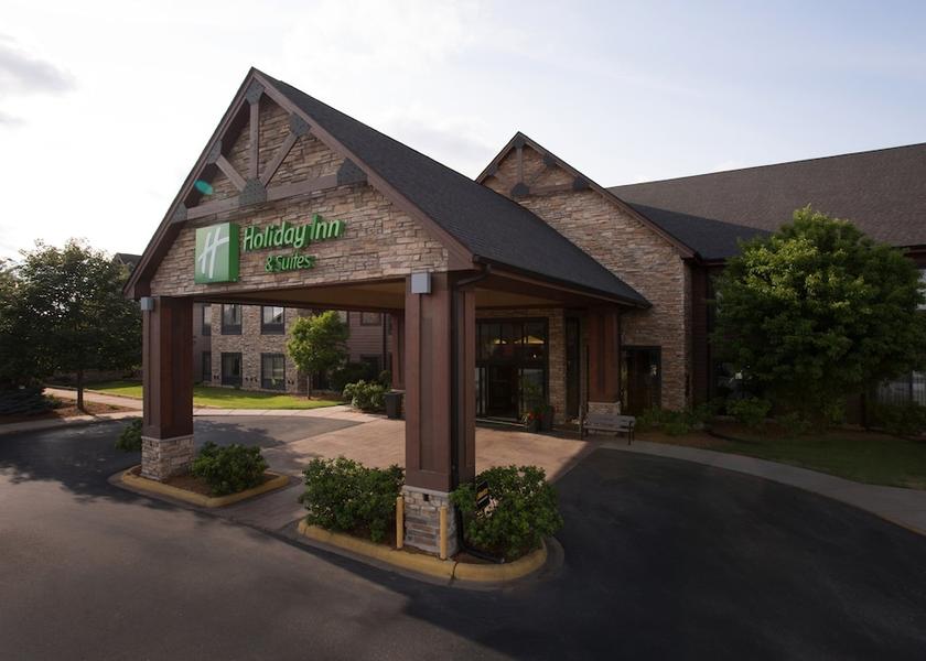 Minnesota Lake Elmo Exterior Detail