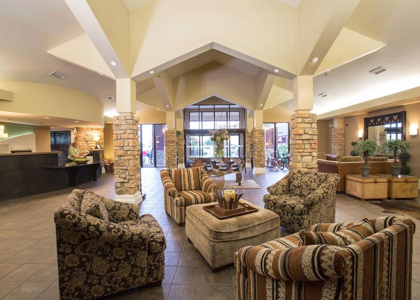 Minnesota Lake Elmo Exterior Detail