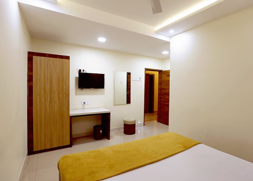 Maharashtra Sangole Standard AC Room