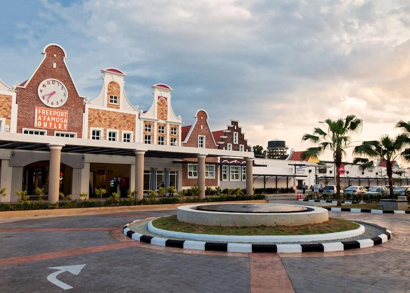 Malacca Alor Gajah Shopping Arcade